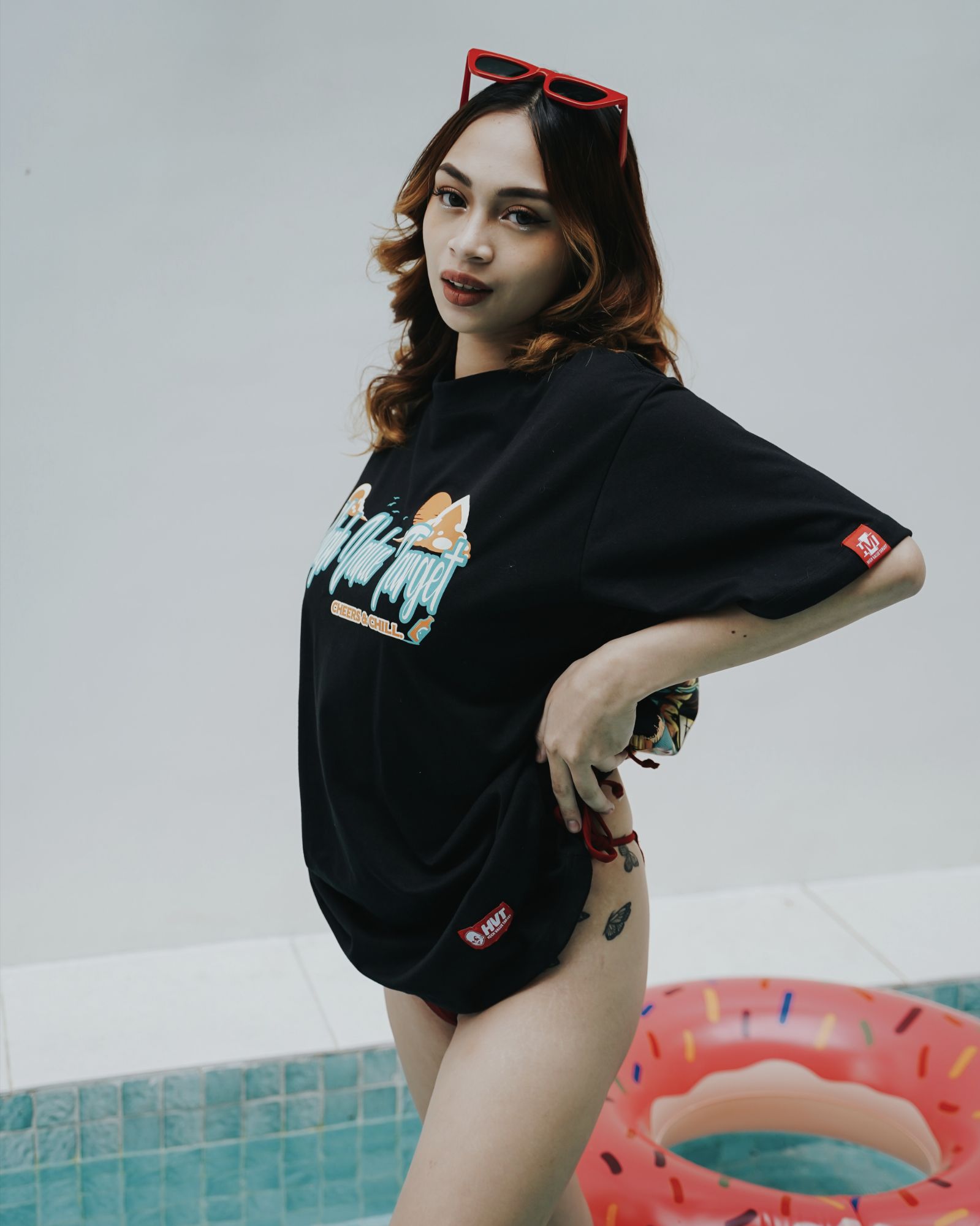 HIGH VALUE TARGET "CHEERS AND CHILL" (BLACK CVC Cotton Unisex T-SHIRT )