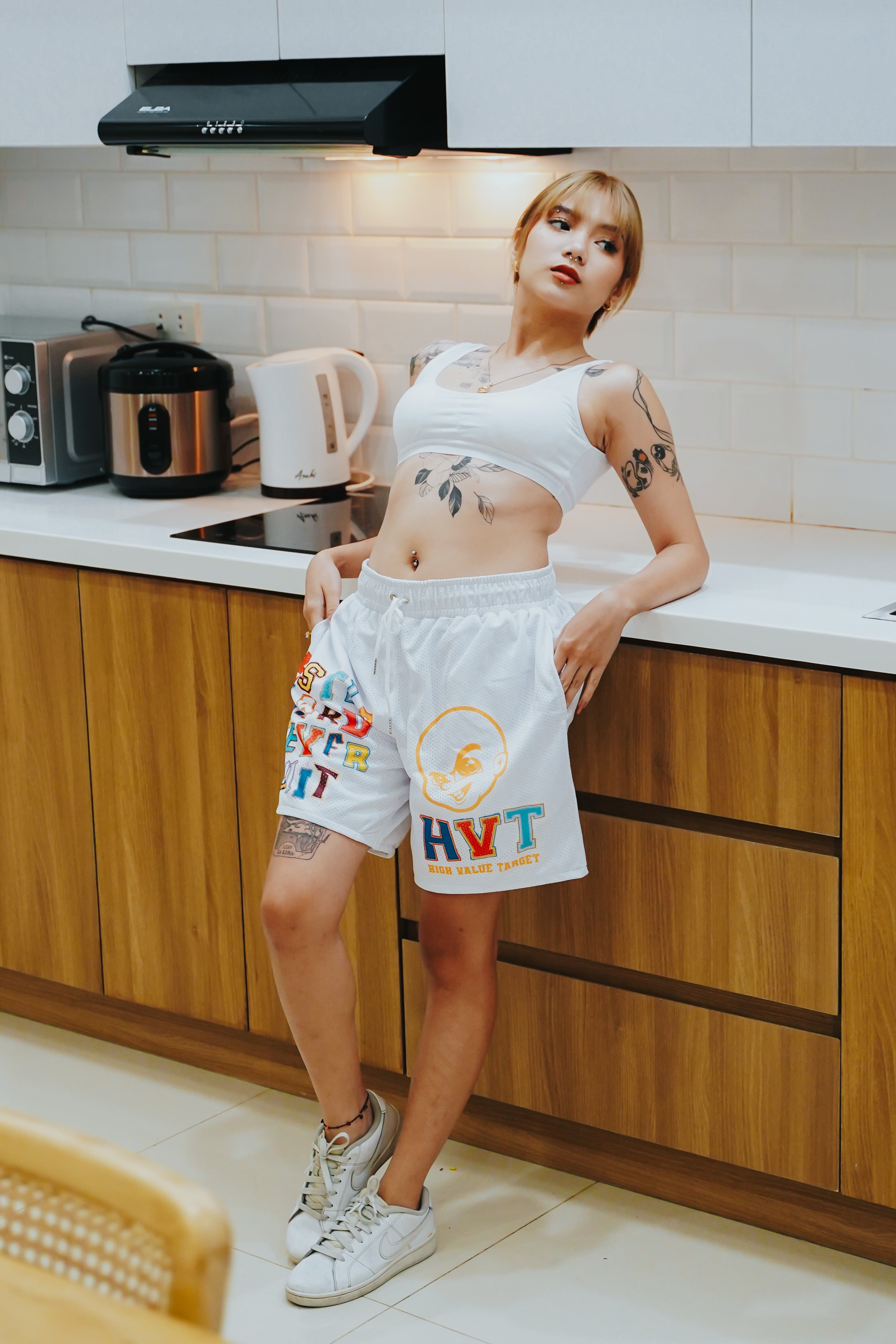 HIGH VALUE TARGET HUSTLE HARD MESH SHORT - WHITE