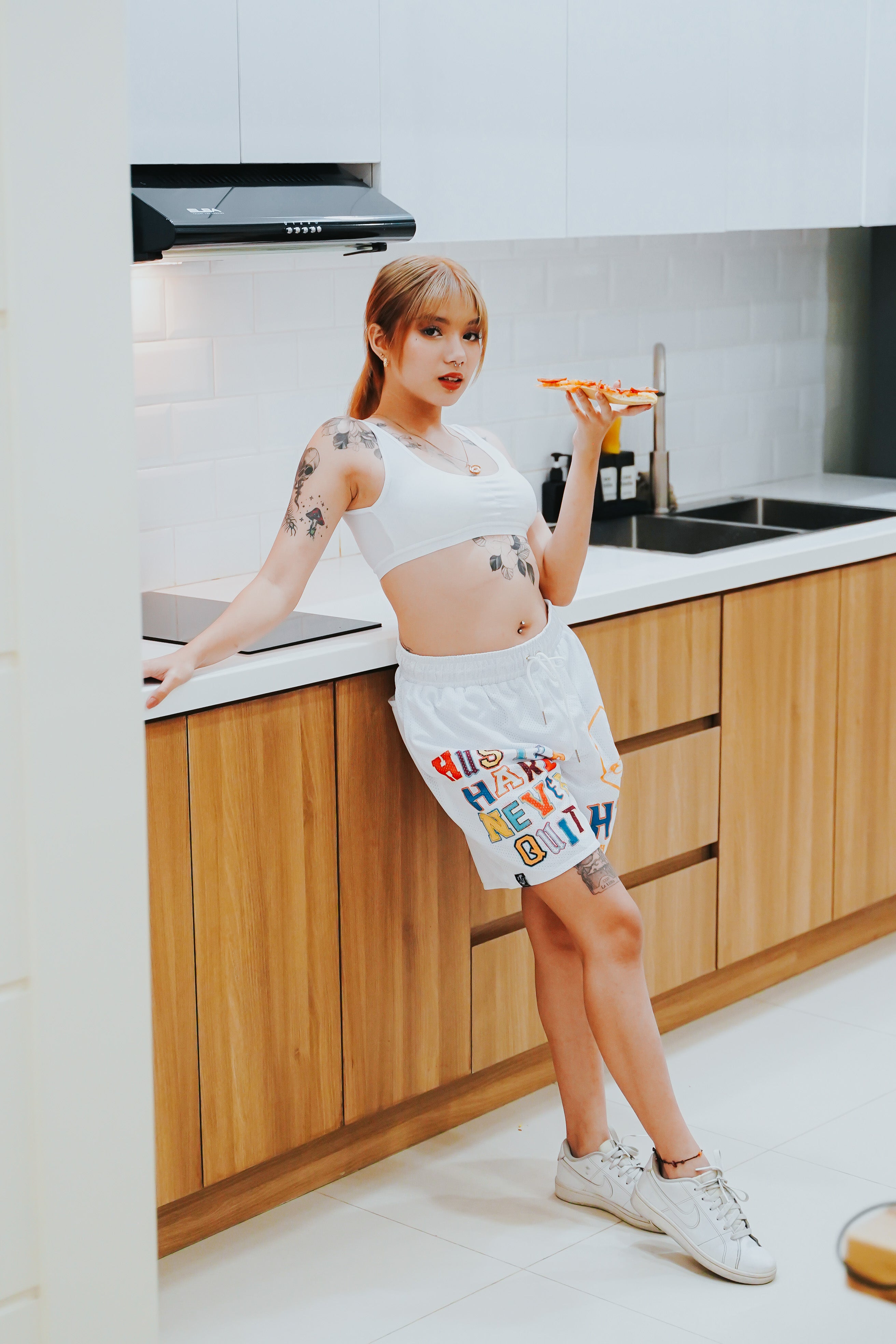 HIGH VALUE TARGET HUSTLE HARD MESH SHORT - WHITE