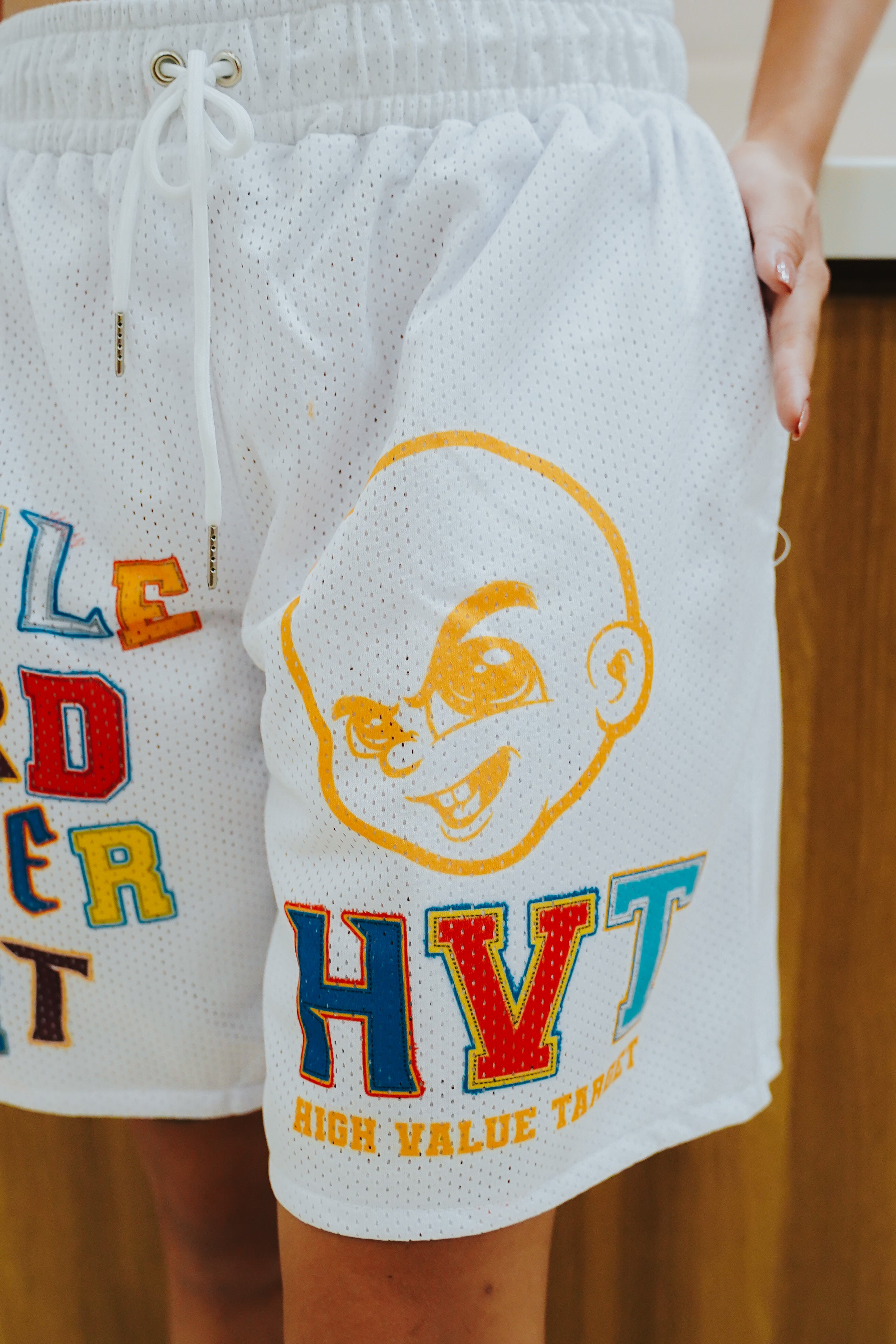 HIGH VALUE TARGET HUSTLE HARD MESH SHORT - WHITE