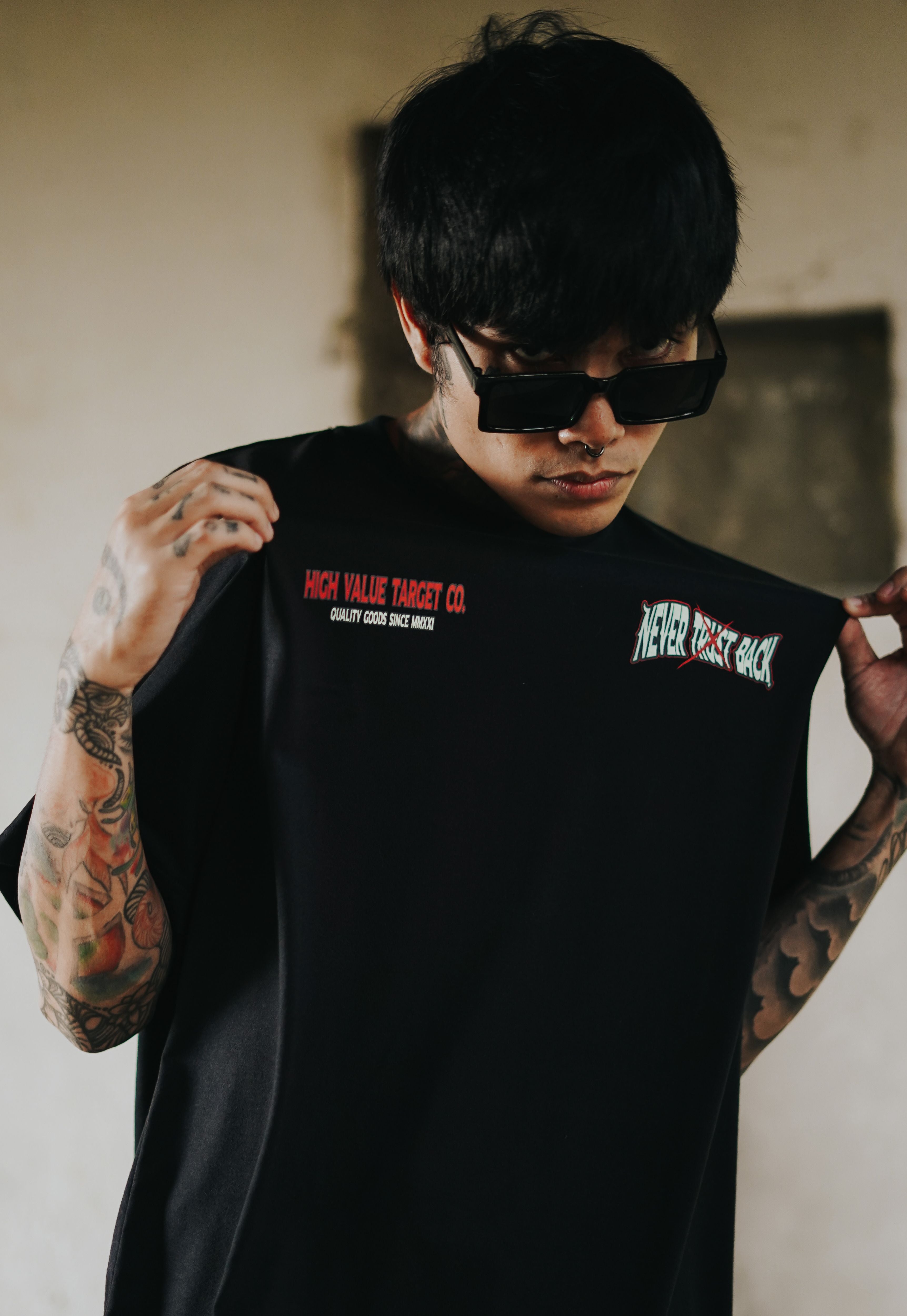 HIGH VALUE TARGET "NEVER TRUST BACK" (Black) CVC Cotton T-Shirt