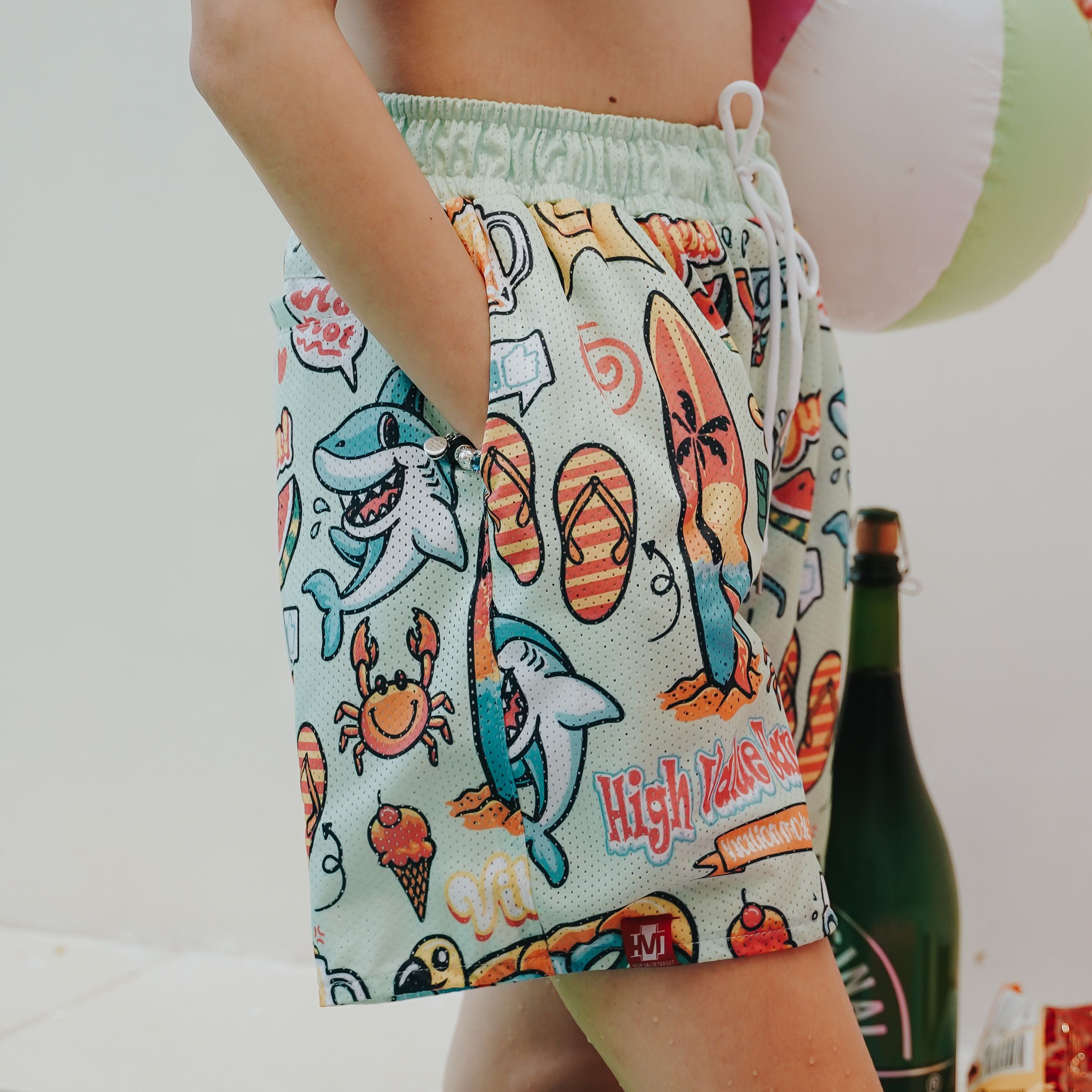 HIGH VALUE TARGET "VACATION MODE : ON " MESH SHORTS - MINT GREEN