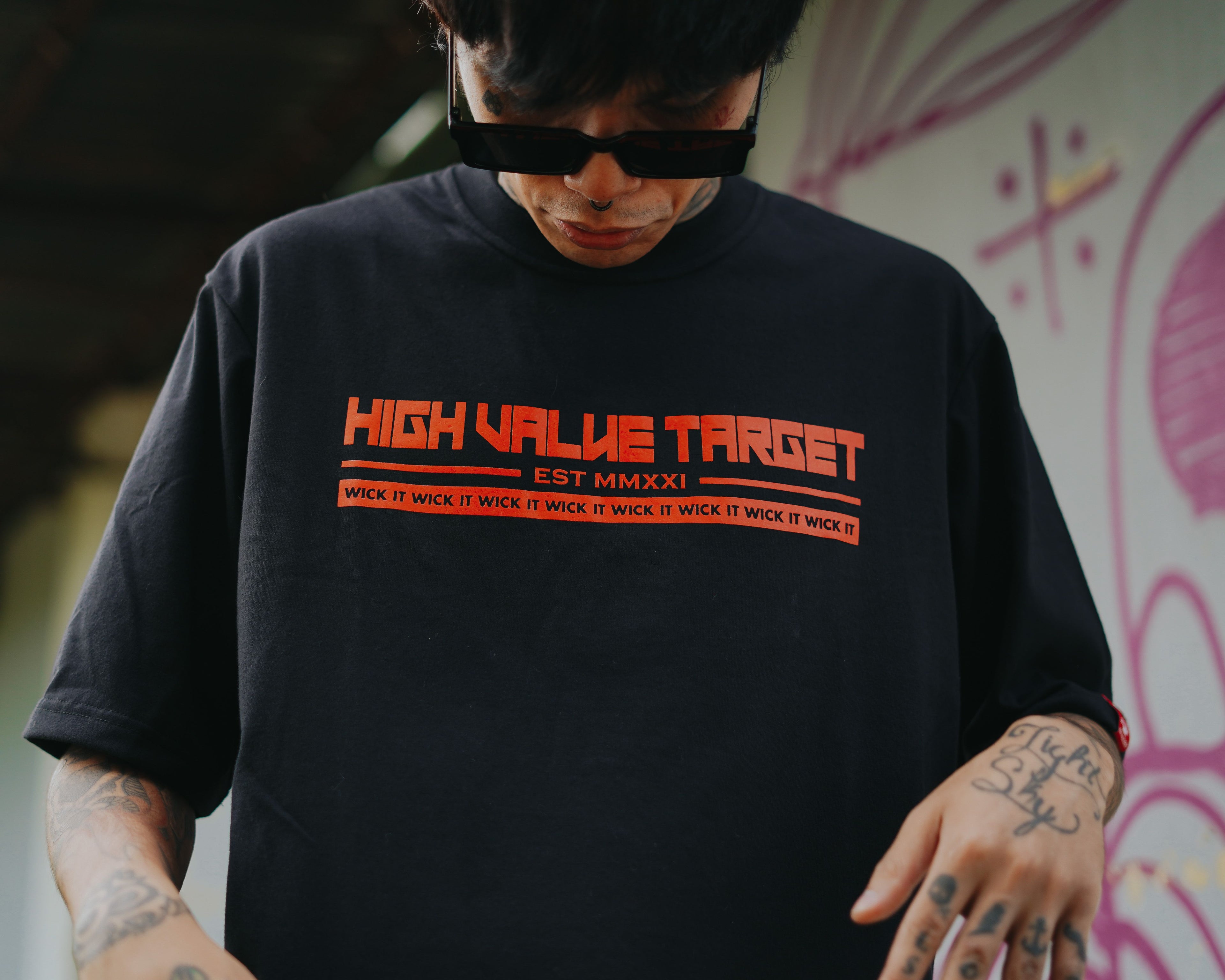 HIGH VALUE TARGET WICK IT (BLACK) CVC Cotton T-Shirt